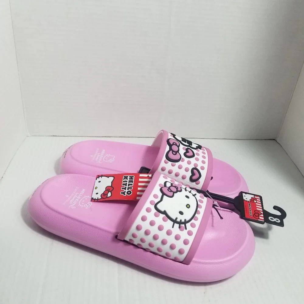 NWT HELLO KITTY WOMEN'S PINK AND WHITE SLIDES SIZE 8